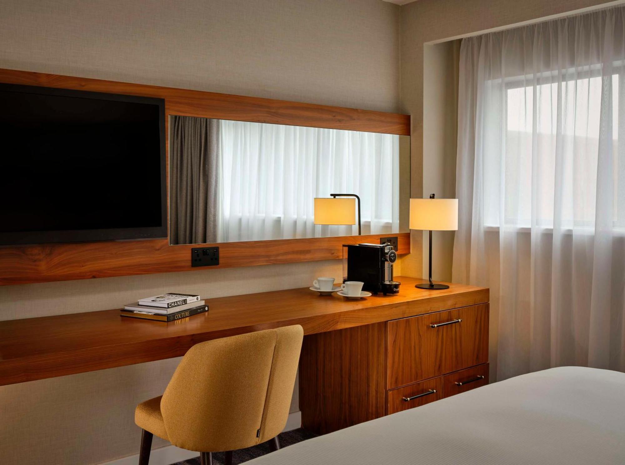 Hotel Doubletree By Hilton Lincoln Exterior foto